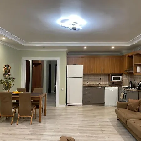 Alva Sitesi Comfortable By The Sea אלאניה