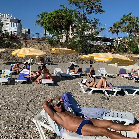 Alva Sitesi Comfortable By The Sea אלאניה